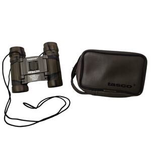 Tasco Binoculars 8 X 21 Camouflage 165BCR with Case Hunting Bird Sight Seeing